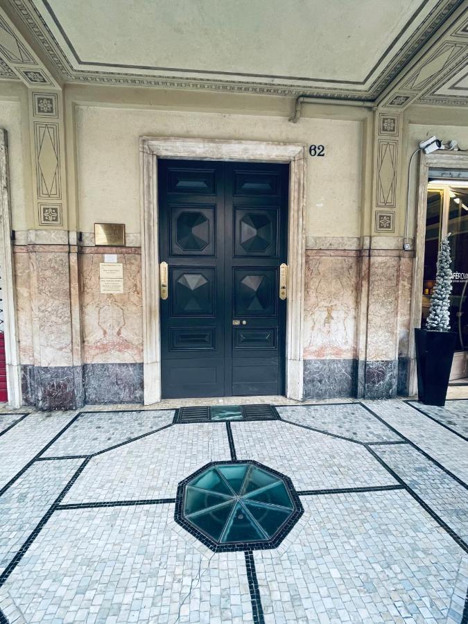 Appartamento Bergamo Centro Piazza Pontida - The Italian Escape Bagian luar foto